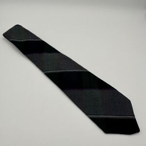 Vintage Hennessy Couture Mens Neck Tie Multicolor Striped 100% Acrylic USA Made